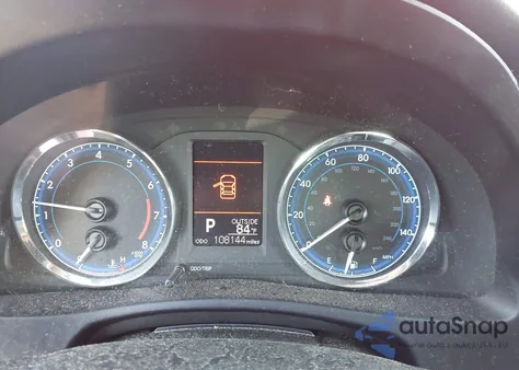 2018 Toyota Corolla Le from USA, damaged, VIN 5YFBURHE6JP811858